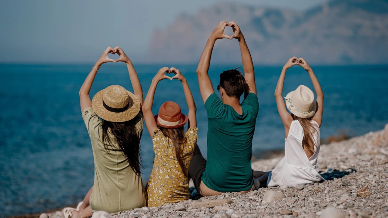 幸せな子供が現れるのは、両親が過去の荷物と関わらない時です✨